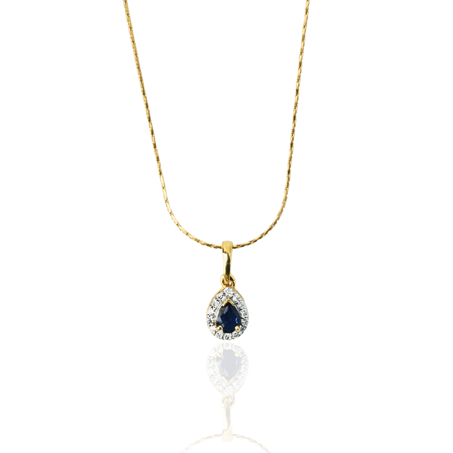 Aurelia Pendant Set