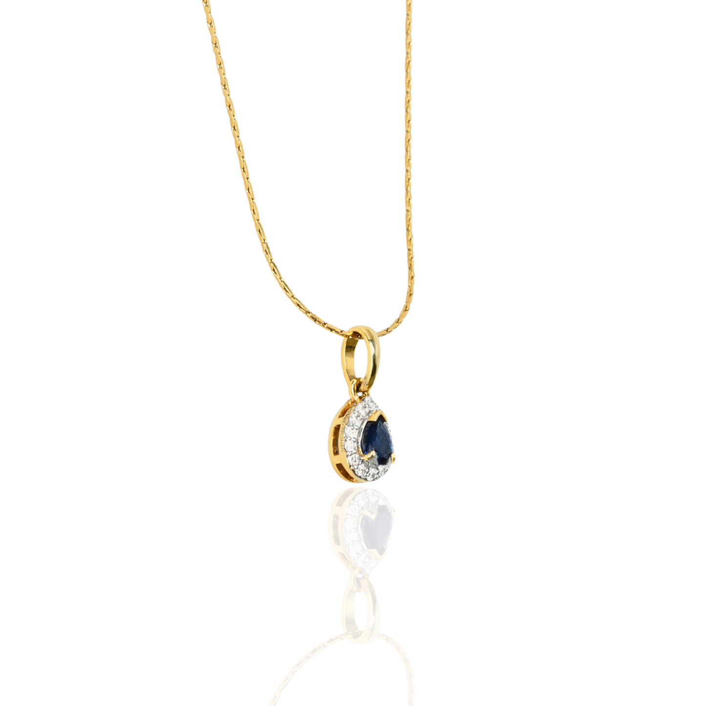 Aurelia Pendant Set