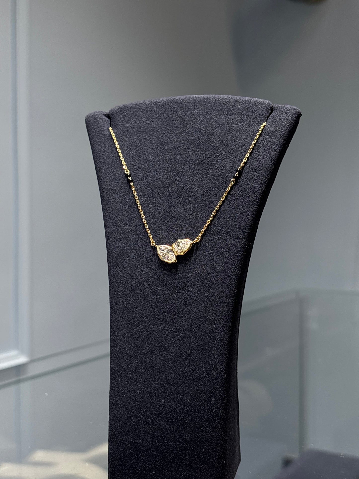 Ardhya Toi et Moi Mangalsutra – Modern Two Stone Necklace for Women