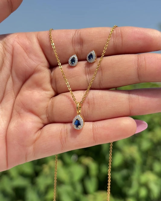 Aurelia Pendant and Earrings