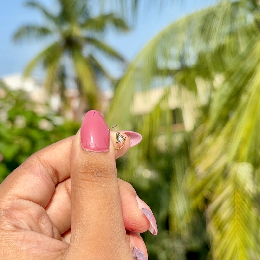 TRIKON NOSE PIN