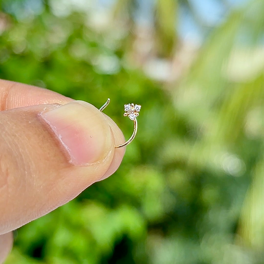 TRI NOSE PIN