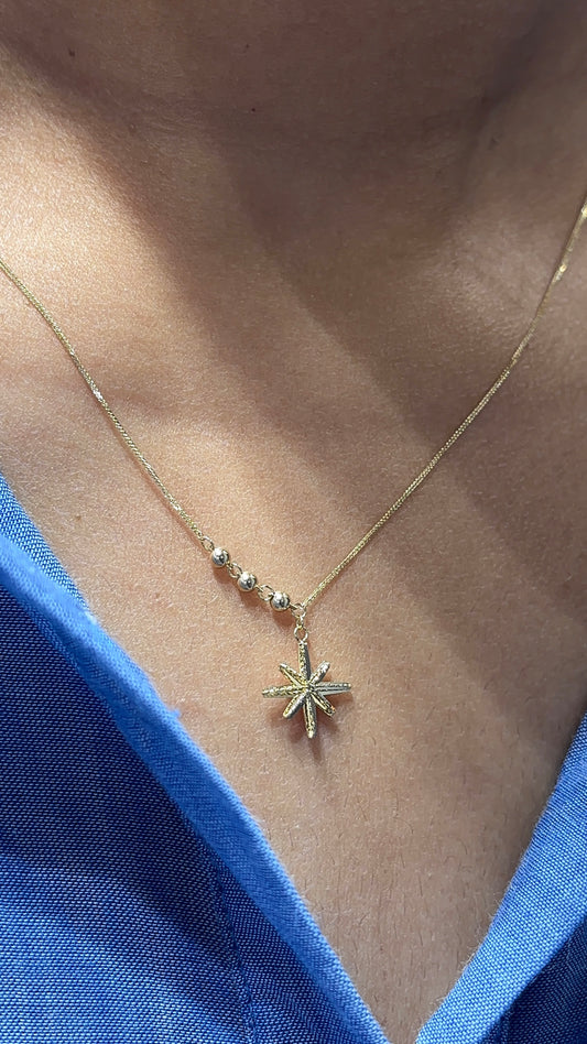 18K Yellow Gold Starburst Pendant Necklace - Adjustable 16+1 Inch Chain