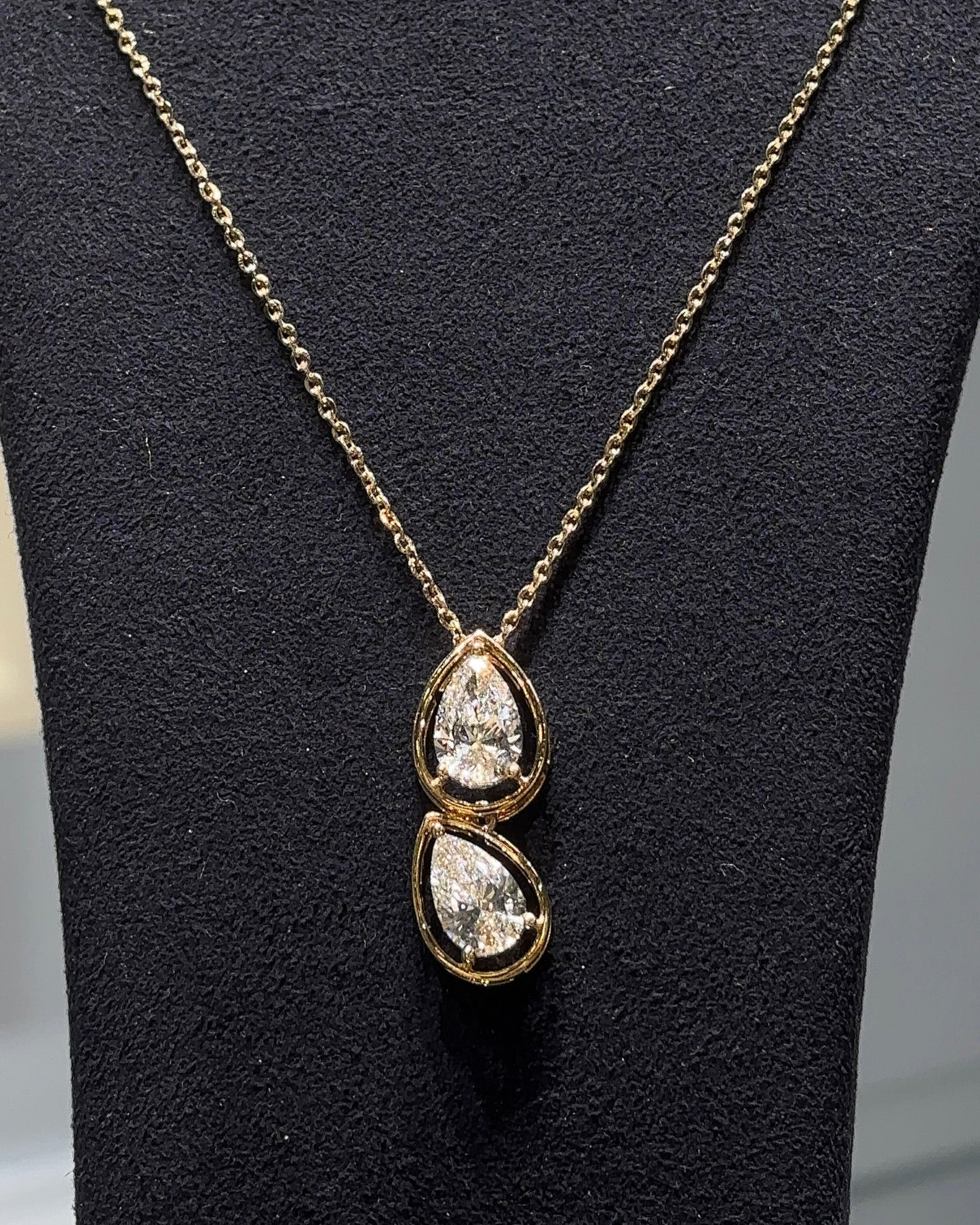 Dvita Diamond Mangalsutra Gold Necklace – Modern Traditional Jewelry for Women