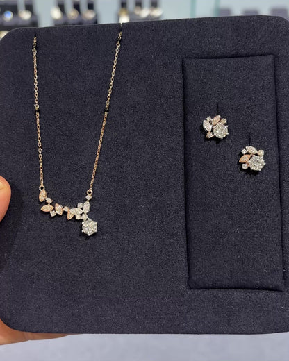 Flaura Graceful Gold Mangalsutra Set – Unique Modern Mangalsutra